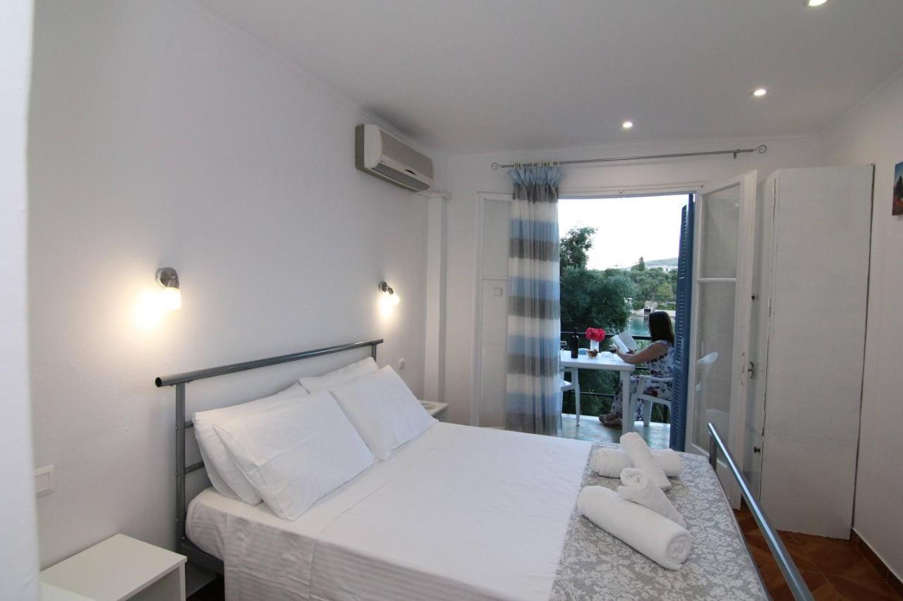 Appartamento Sea Breeze Palaiokastritsa Esterno foto
