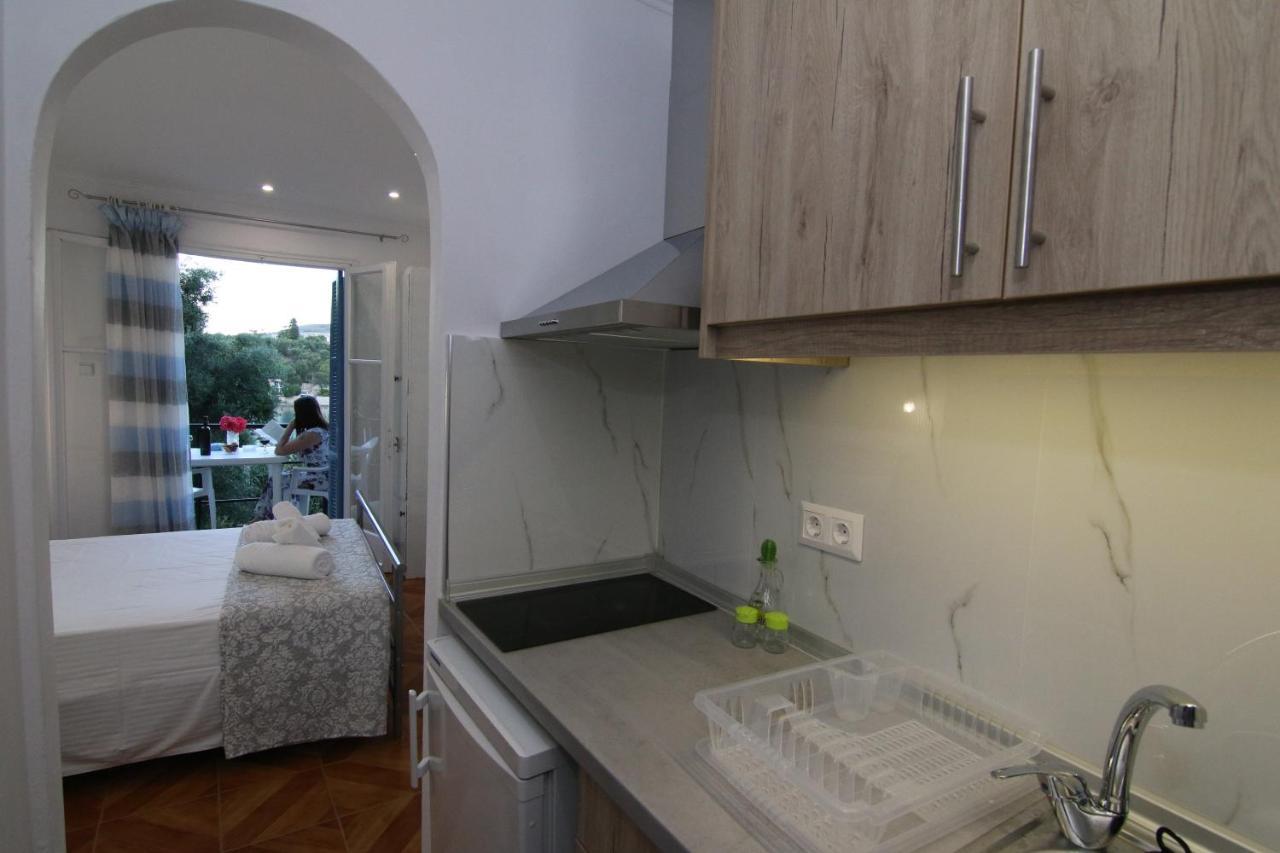 Appartamento Sea Breeze Palaiokastritsa Esterno foto